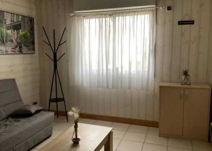 L'etoile De , Maison En Plein Centre